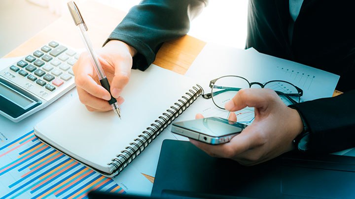 Yeni evli çiftler için finansal planlama ipuçları